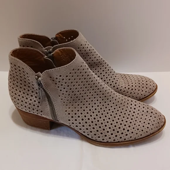 SOLD 🍀Lucky Brand Suede Taupe Booties Size 9 - Picture 2 of 9